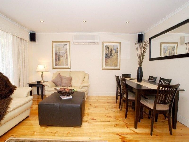 2 Airlie Court, Rowville VIC 3178