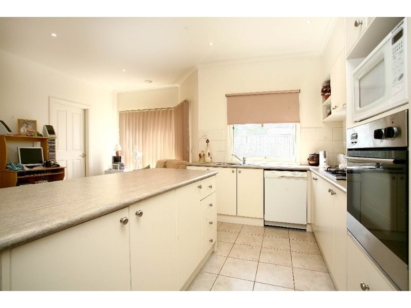 4 Parklane Way, Rowville VIC 3178