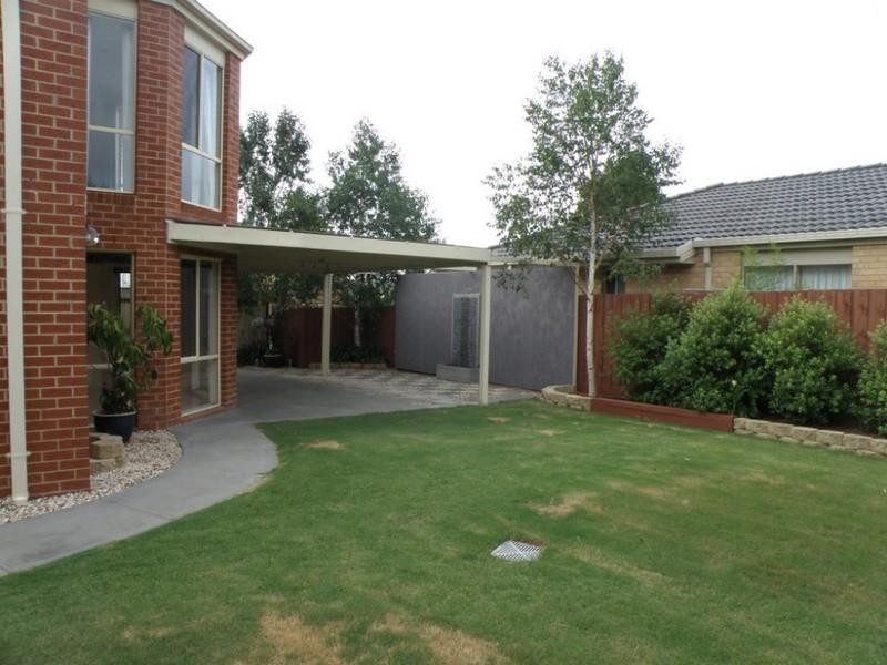 2 Suzana Place, Rowville VIC 3178