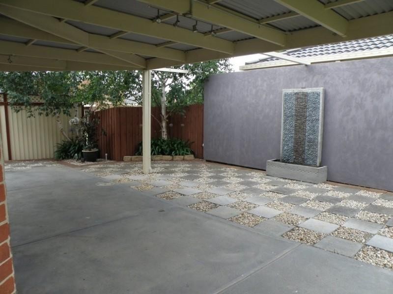 2 Suzana Place, Rowville VIC 3178