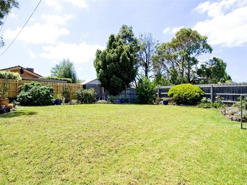 237 Dandelion Drive, Rowville VIC 3178