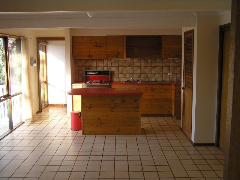 13 Gymea Avenue, Rowville VIC 3178