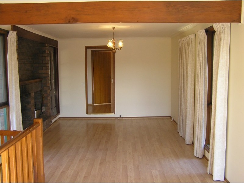 13 Gymea Avenue, Rowville VIC 3178