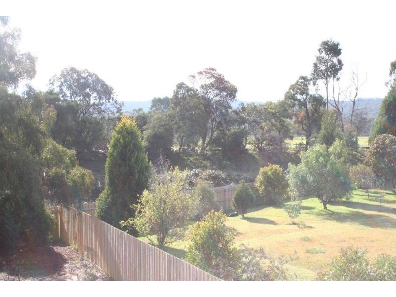 1-8/130 Kennington Park Drive, Endeavour Hills VIC 3802