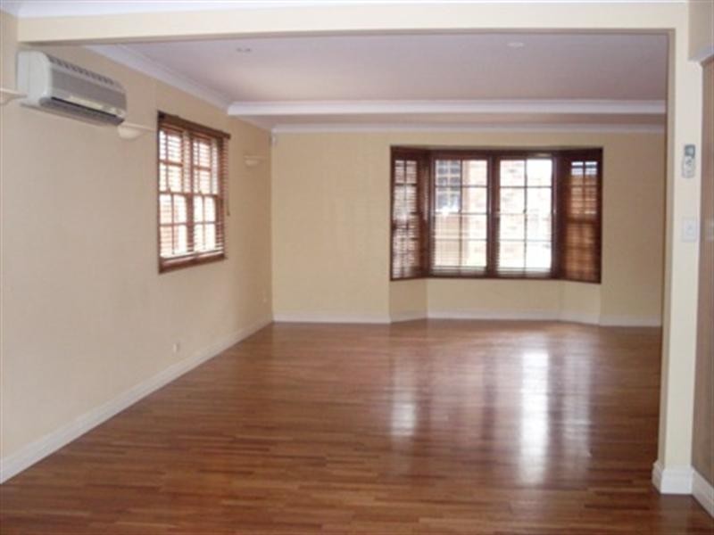 471B Pine Ridge Road, Runaway Bay QLD 4216