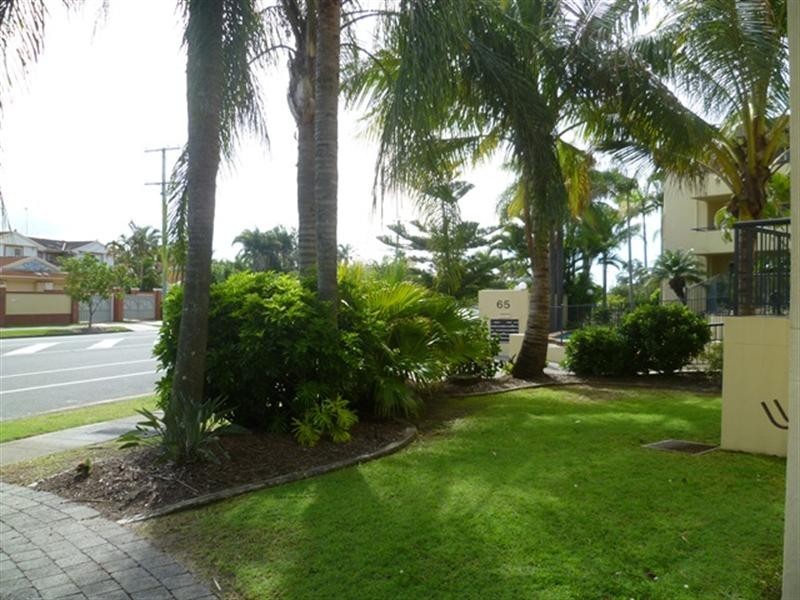 6/65 Bayview Street, Runaway Bay QLD 4216