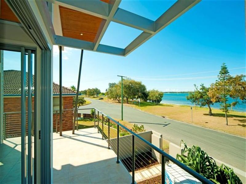1/30 ANGLERS Esplanade, Runaway Bay QLD 4216