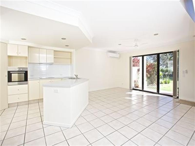 19/43 Myola Court, Coombabah QLD 4216