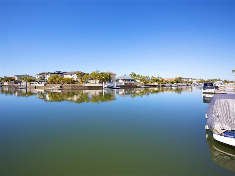 124 Lae Drive, Runaway Bay QLD 4216