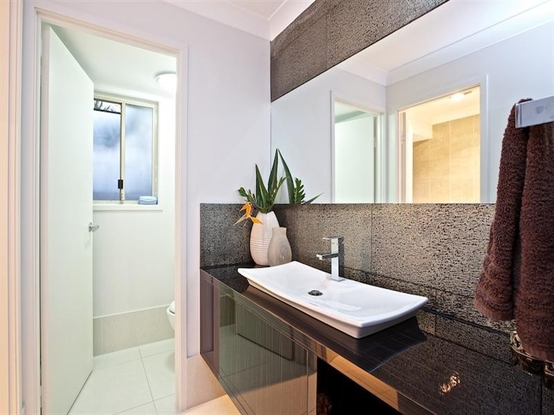 124 Lae Drive, Runaway Bay QLD 4216