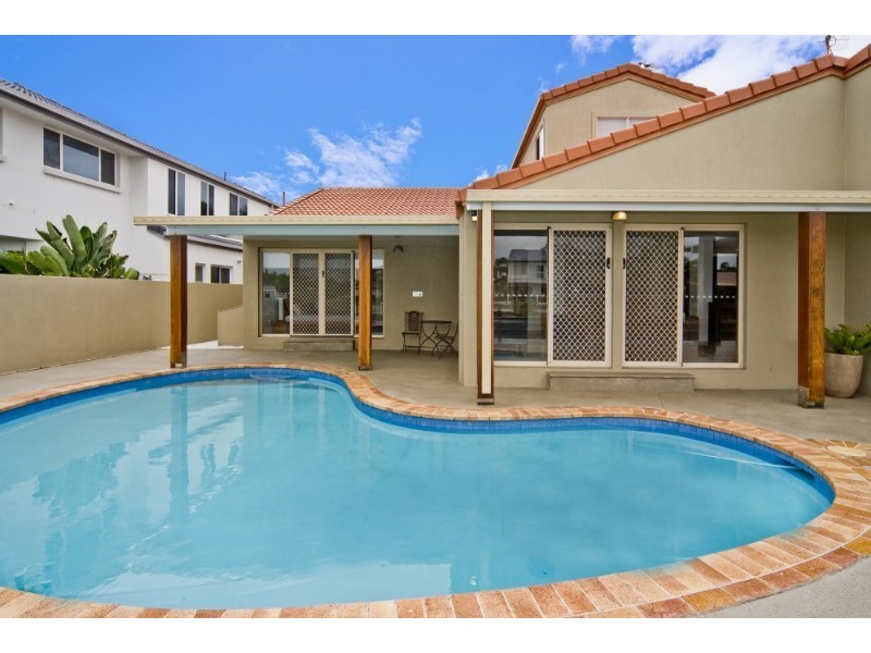 164 Sundance Way, Runaway Bay QLD 4216