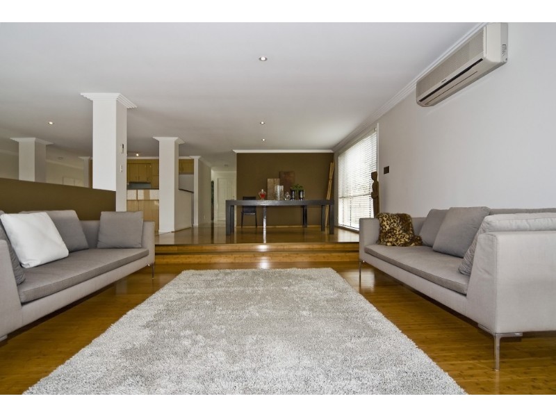 164 Sundance Way, Runaway Bay QLD 4216