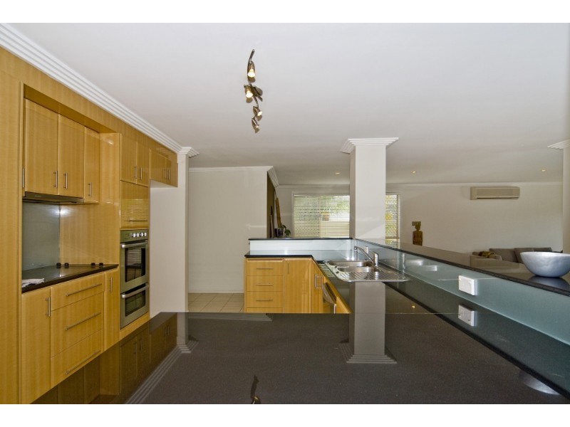 164 Sundance Way, Runaway Bay QLD 4216