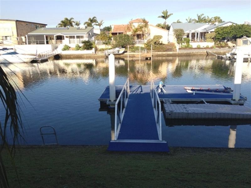 444 Oxley Drive, Runaway Bay QLD 4216