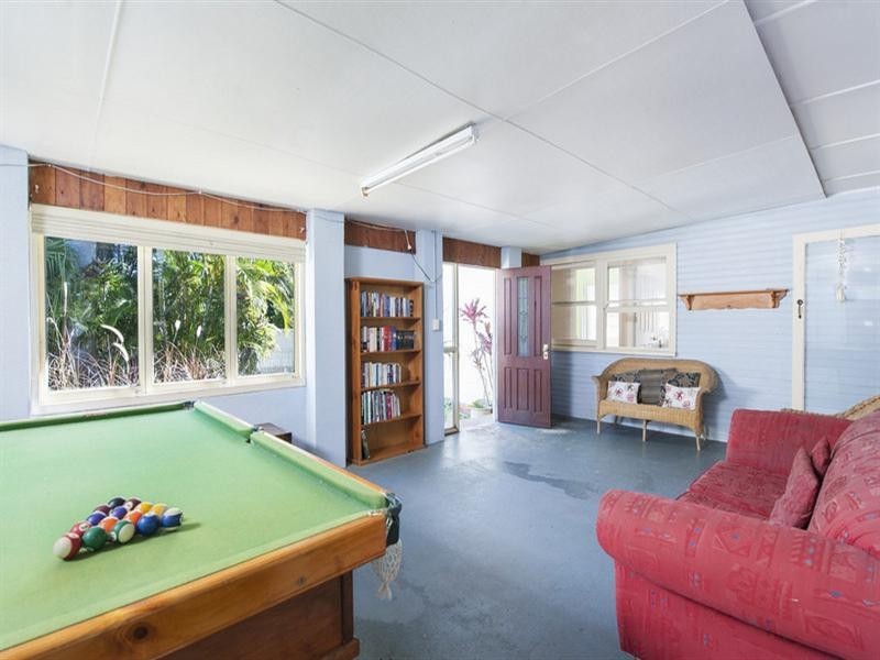 95 Turpin Road, Labrador QLD 4215