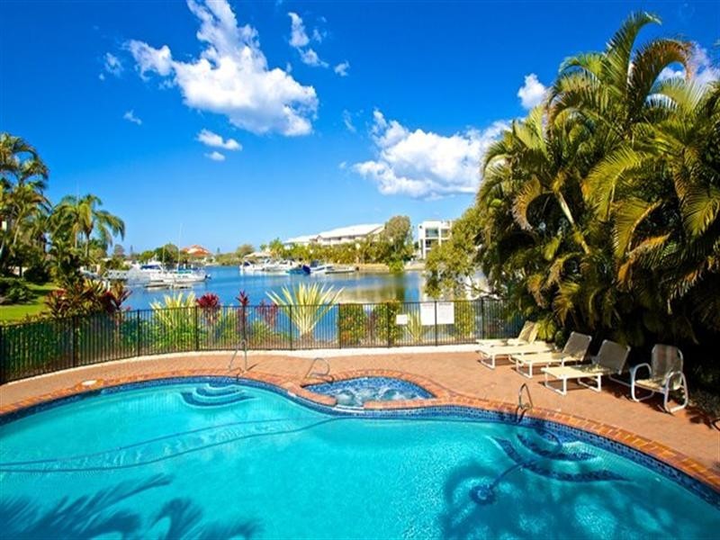 56/22 Jennifer Avenue, Runaway Bay QLD 4216