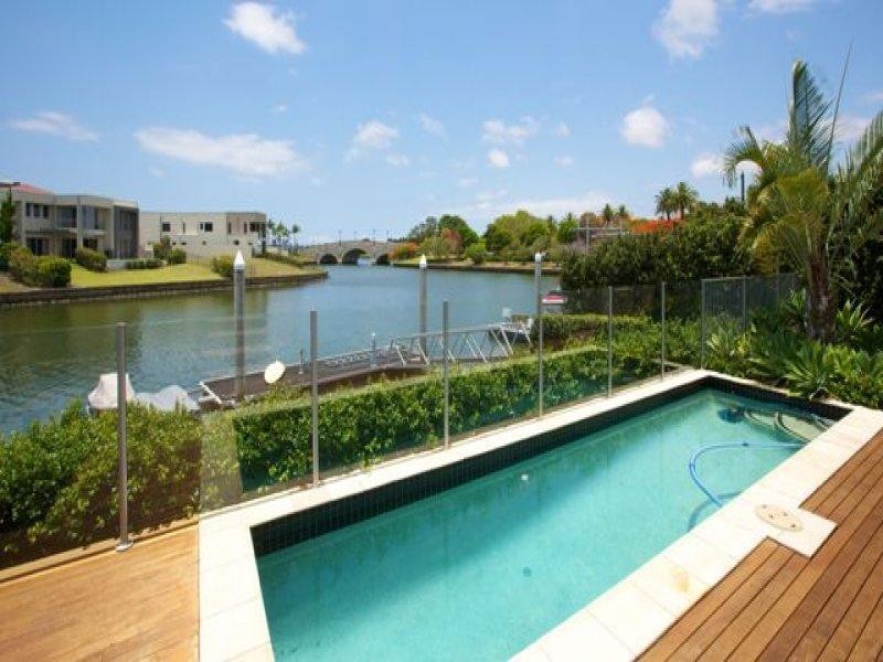 6187 Bolsena Court, Hope Island QLD 4212