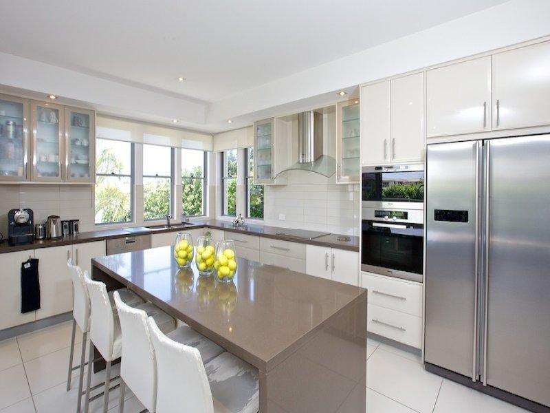 6187 Bolsena Court, Hope Island QLD 4212