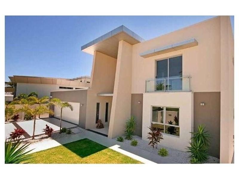 Sovereign Islands QLD 4216