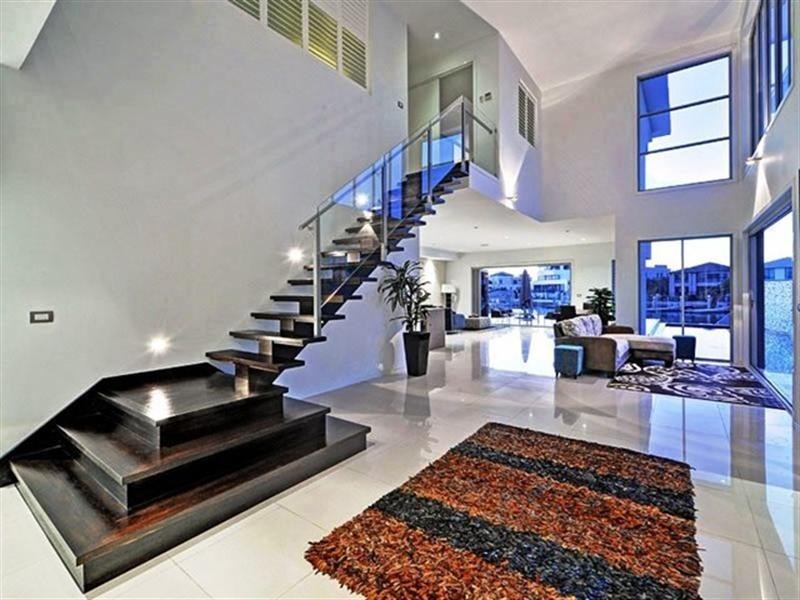 Sovereign Islands QLD 4216