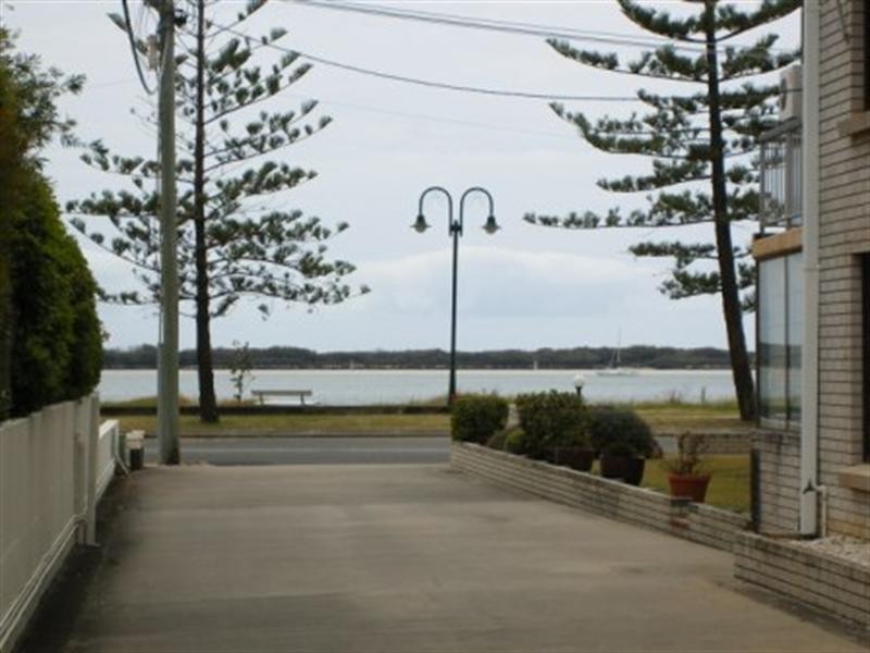 3/532b MARINE Parade, Biggera Waters QLD 4216