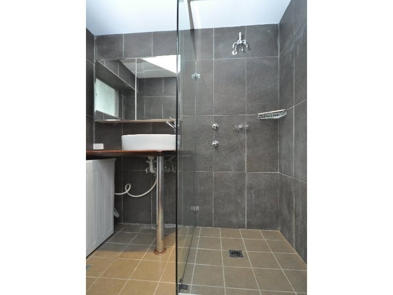 2/15 Waratah Avenue, Biggera Waters QLD 4216