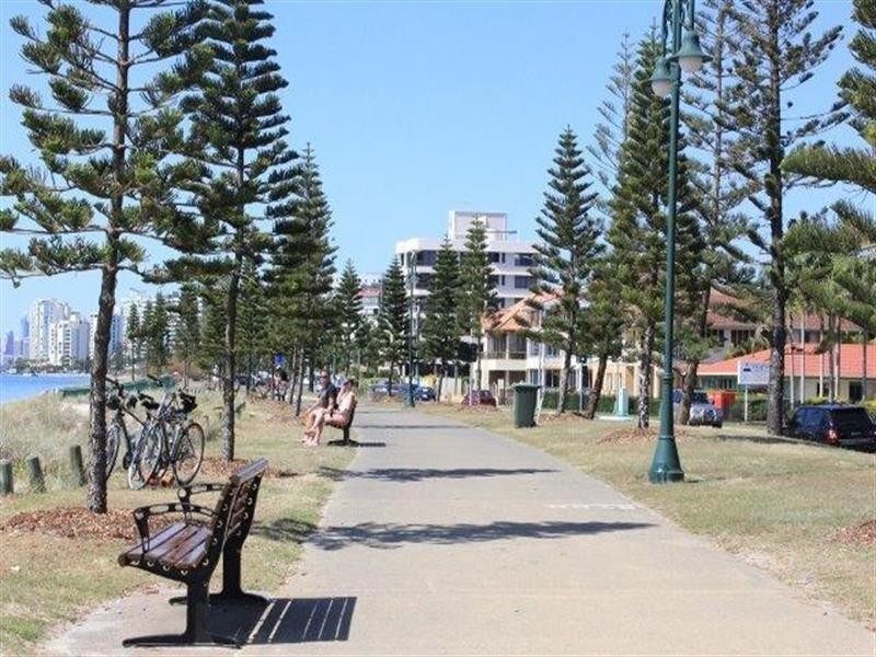 38 Loder Street, Biggera Waters QLD 4216