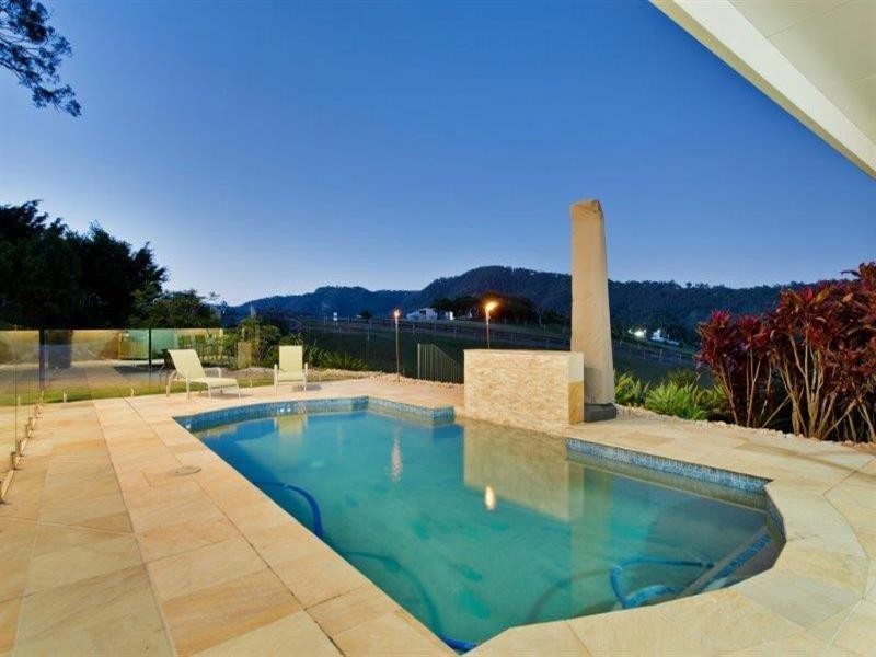 15 Polo Close, Wongawallan QLD 4210