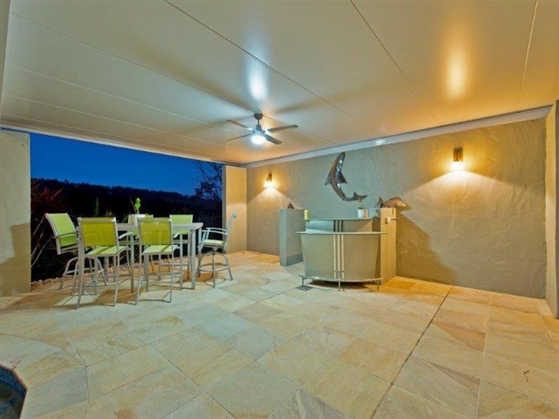 15 Polo Close, Wongawallan QLD 4210