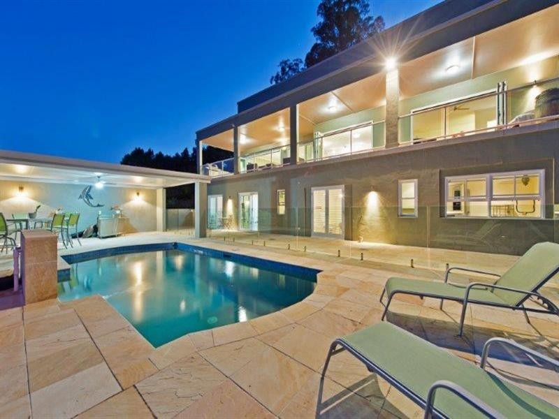 15 Polo Close, Wongawallan QLD 4210