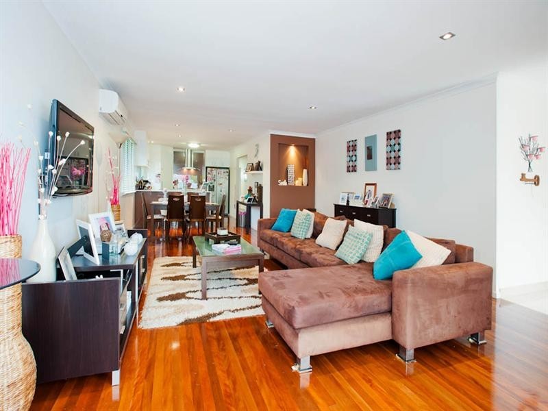 6 Matina Street, Biggera Waters QLD 4216