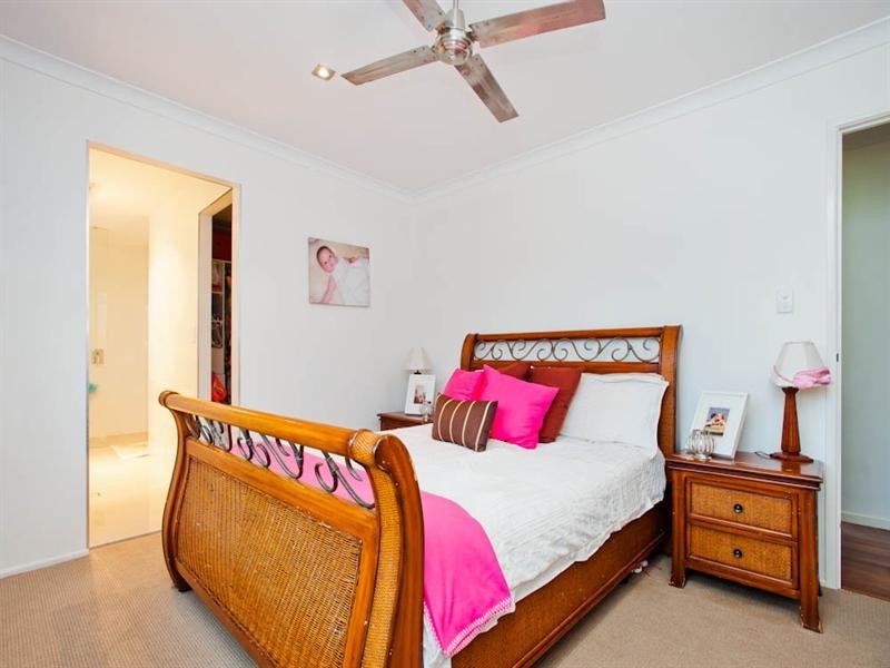 6 Matina Street, Biggera Waters QLD 4216