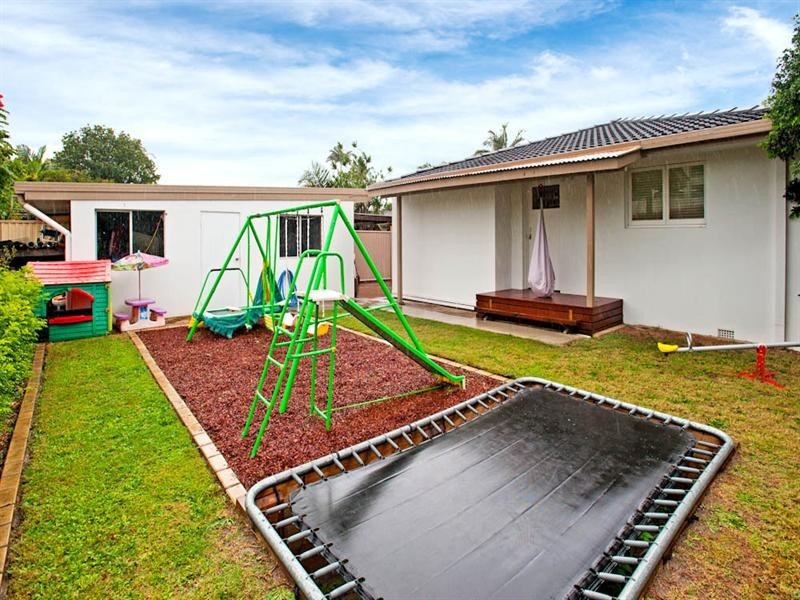 6 Matina Street, Biggera Waters QLD 4216