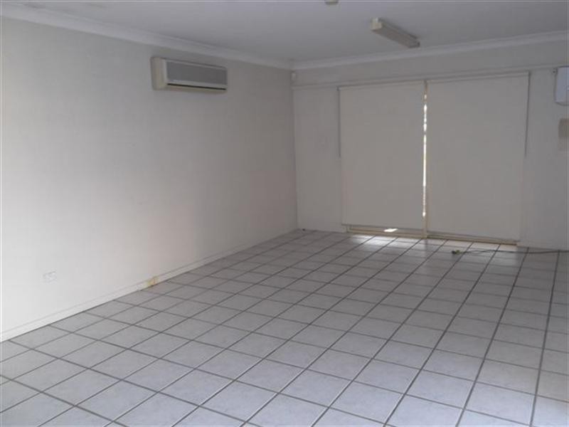 188 Brisbane Road, Labrador QLD 4215