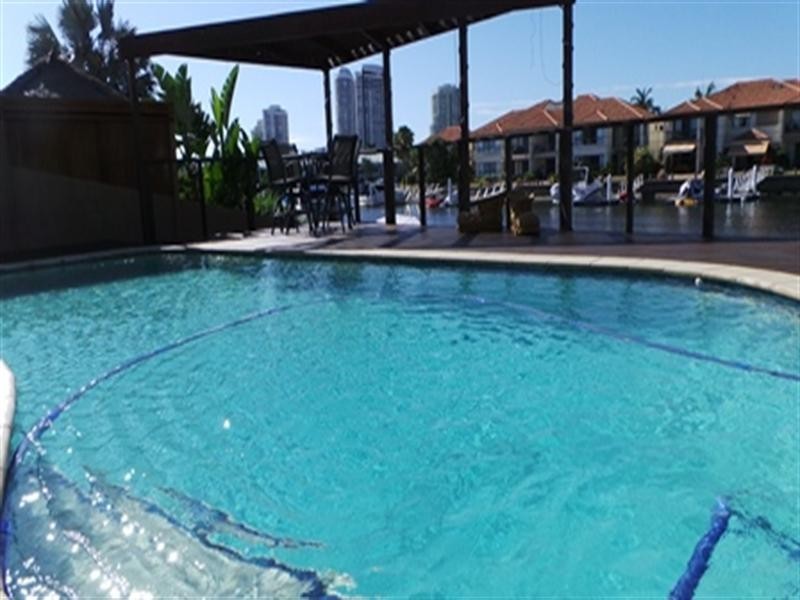 7 Chesterfield Place, Runaway Bay QLD 4216