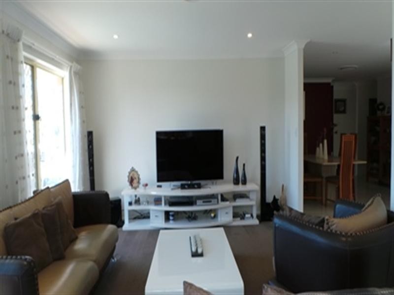 7 Chesterfield Place, Runaway Bay QLD 4216