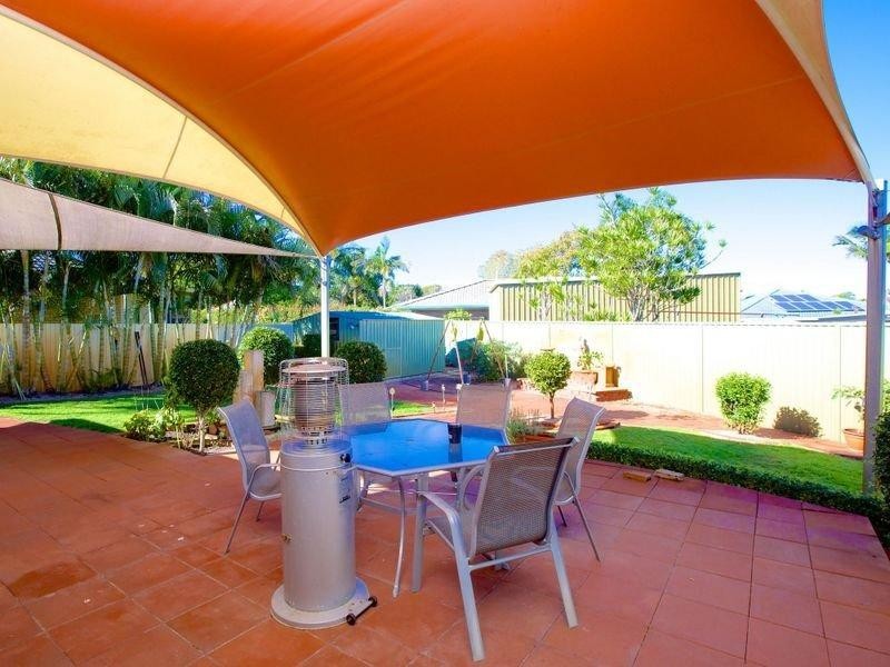 36 Sunbird Avenue, Paradise Point QLD 4216