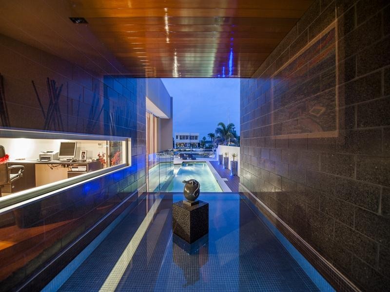 28 Royal Albert Crescent, Sovereign Islands QLD 4216