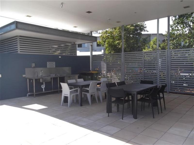 31/1 Manacor Place, Runaway Bay QLD 4216