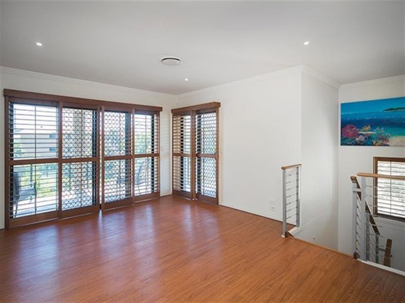 1/1 Oleander Avenue, Biggera Waters QLD 4216