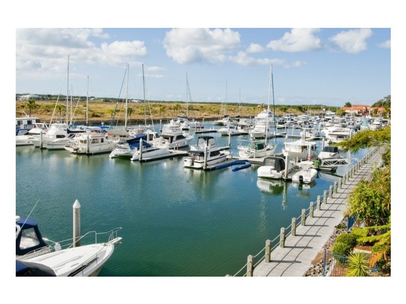 32 John Lund Drive, Hope Island QLD 4212