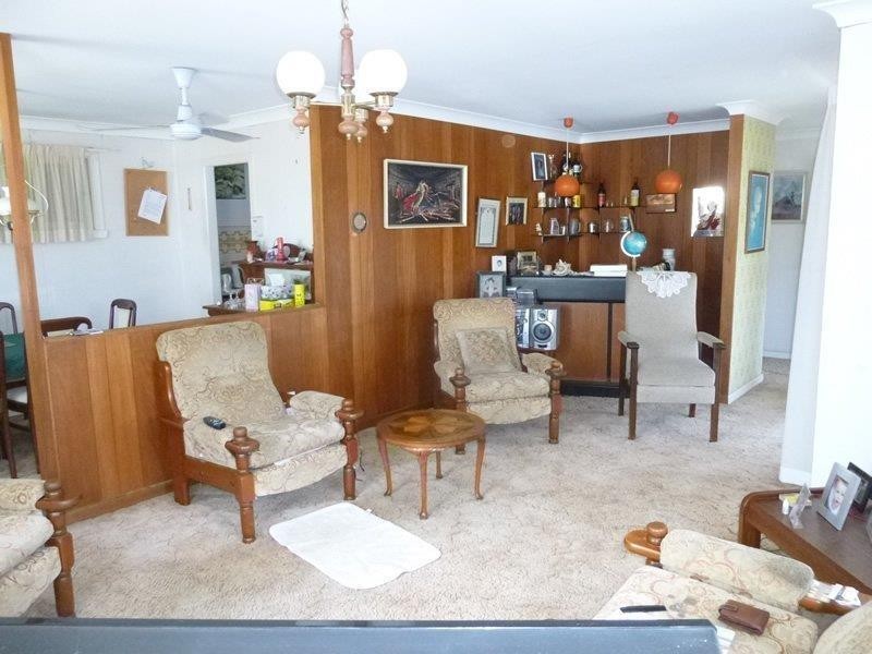 2 Helena Street, Biggera Waters QLD 4216