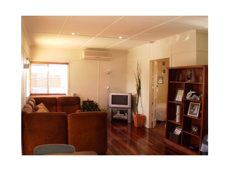 28 Clam Street, Runaway Bay QLD 4216