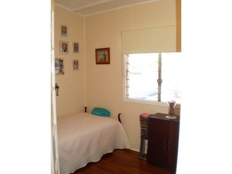 28 Clam Street, Runaway Bay QLD 4216