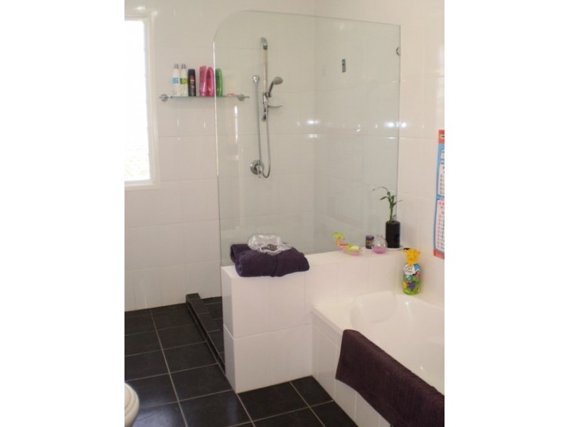 28 Clam Street, Runaway Bay QLD 4216