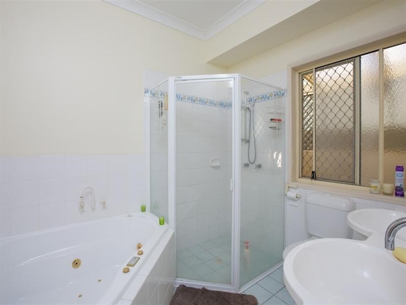 20 Shinnecock Close, Hope Island QLD 4212