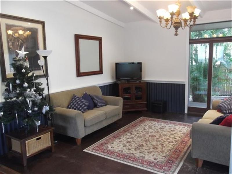 28 Billington Street, Labrador QLD 4215