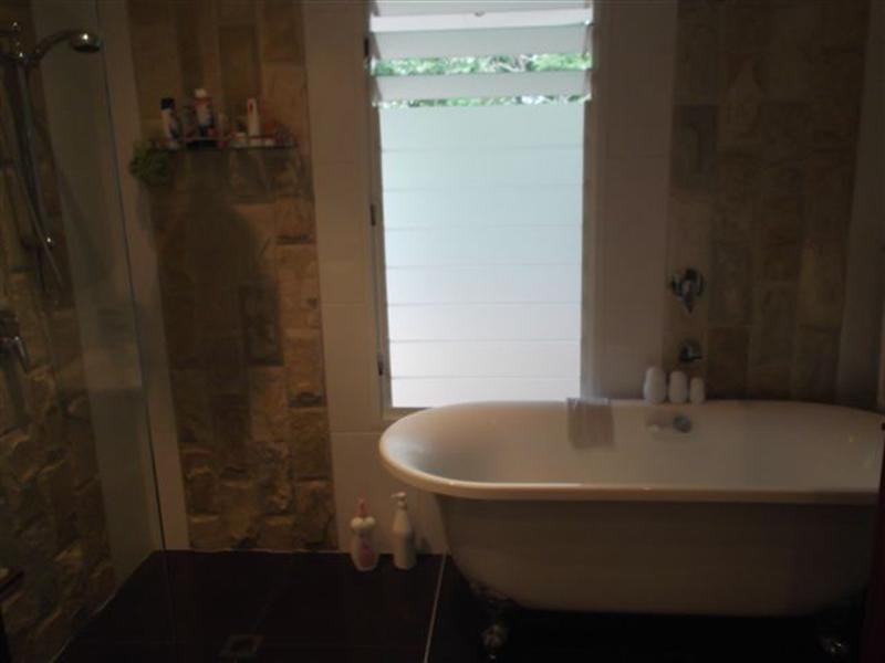 28 Billington Street, Labrador QLD 4215