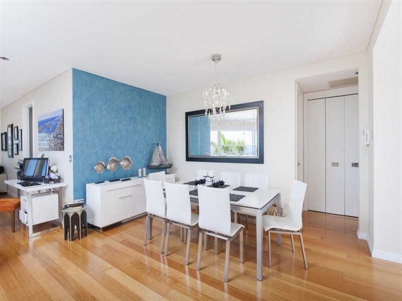 5/32 Oatlands Esplanade, Runaway Bay QLD 4216