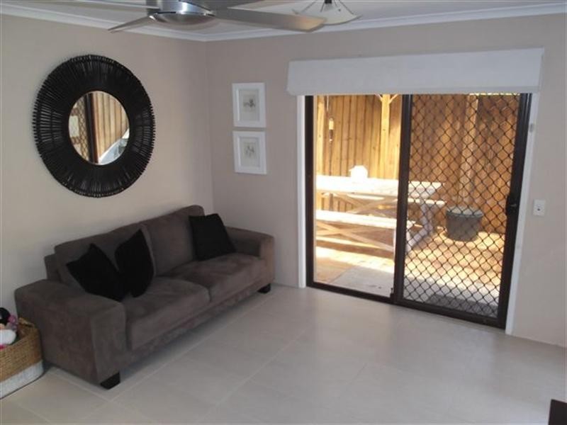 1/50 Botanical Drive, Labrador QLD 4215